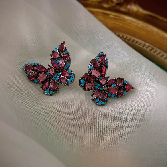 Wholesale Alloy Geometric Butterfly Women's Cold Style Fashion Light Luxury Ear Bone Clip Earrings With Electroplating