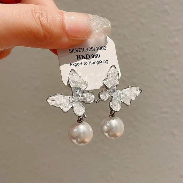 Wholesale Alloy Geometric Butterfly Women's Cold Style Fashion Light Luxury Ear Bone Clip Earrings With Electroplating