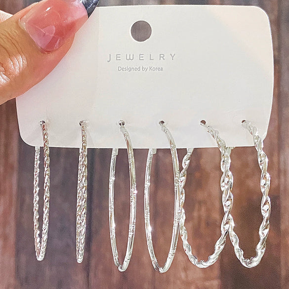 Wholesale Alloy Geometric Cshaped Electroplated Women's Earrings 3Piece Set