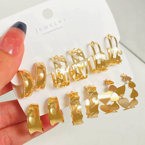 Wholesale Alloy Geometric Cshaped Electroplated Women's Earrings 3Piece Set