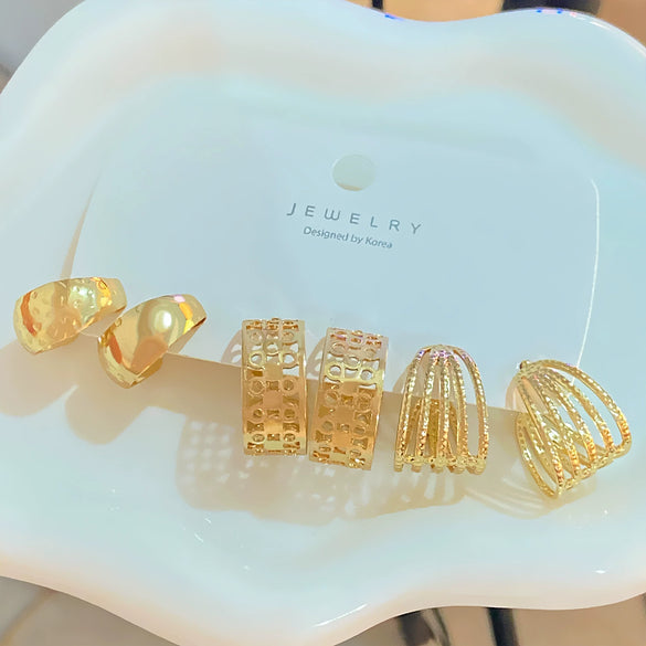 Wholesale Alloy Geometric Cshaped Electroplated Women's Earrings 3Piece Set