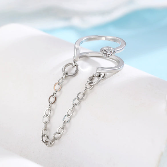 Wholesale Alloy Geometric Ear Bone Clips For Women Electroplated Retro Chain Tassel Design