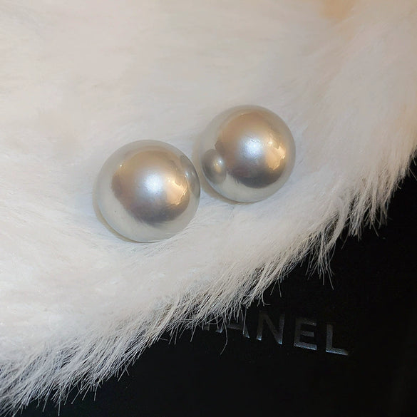 Wholesale Alloy Geometric Earrings With Diamond And Pearl Retro Light Luxury Electroplated For Women
