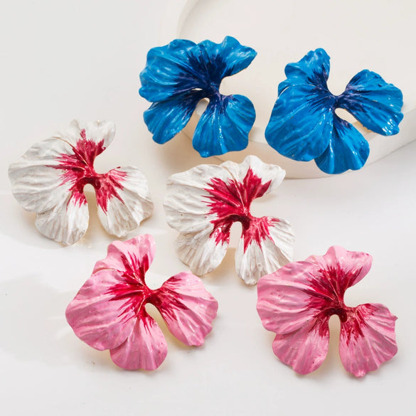 Wholesale Alloy Geometric Flower Baking Paint Women's Earrings Simple Style