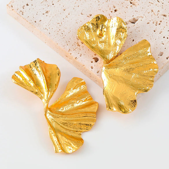 Wholesale Alloy Geometric Flower Earrings For Women With Electroplating