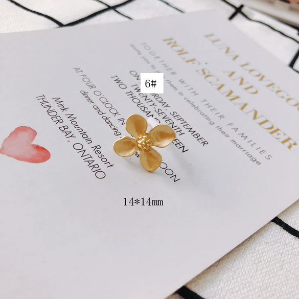 Wholesale Alloy Geometric Pearl Flower Shaped Diy Jewelry Accessories Earrings Bracelet Pendant With Electroplating