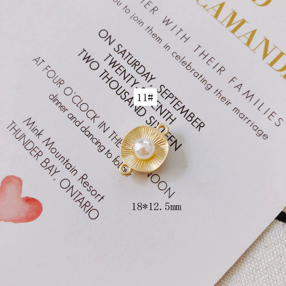 Wholesale Alloy Geometric Pearl Flower Shaped Diy Jewelry Accessories Earrings Bracelet Pendant With Electroplating