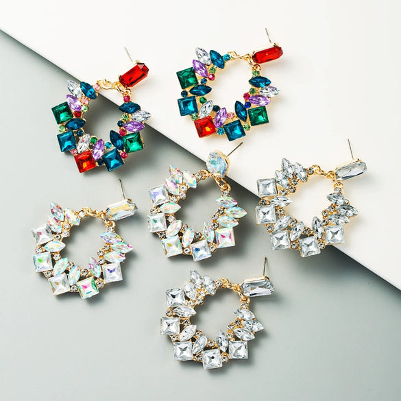 Wholesale Alloy Geometric Shape Inset Rhinestone Earrings With Diamond Design