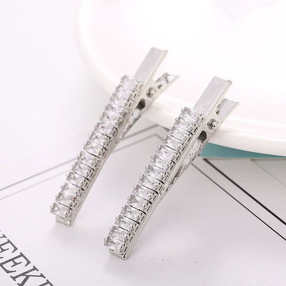 Wholesale Alloy Geometric Shining Duck Bill Hairpin For Women With Electroplating