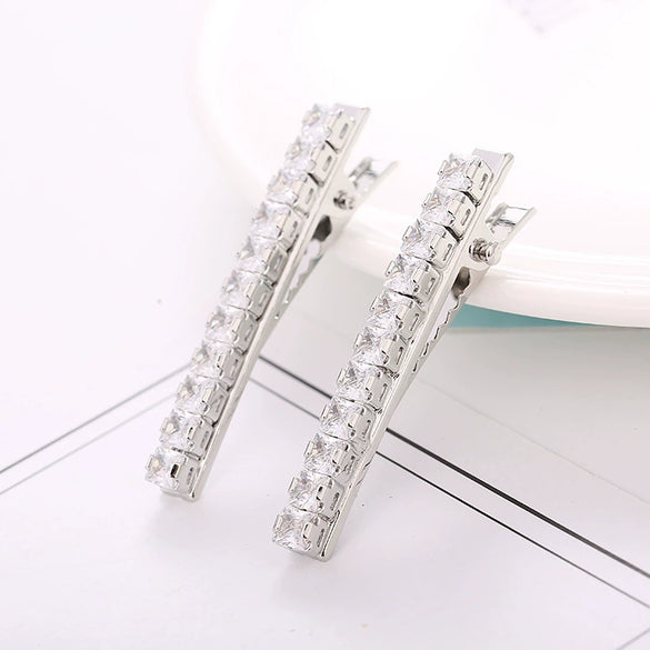 Wholesale Alloy Geometric Shining Duck Bill Hairpin For Women With Electroplating