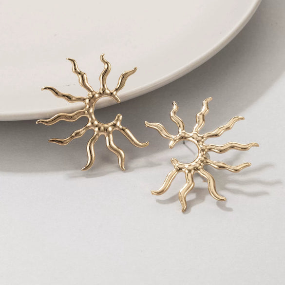 Wholesale Alloy Geometric Sunshaped Electroplated Women's Earrings