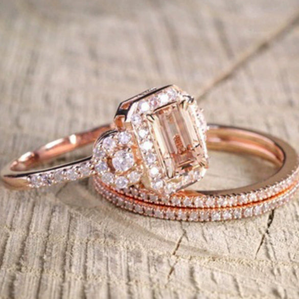 Wholesale Alloy Goldplated Geometric Engagement Ring For Women