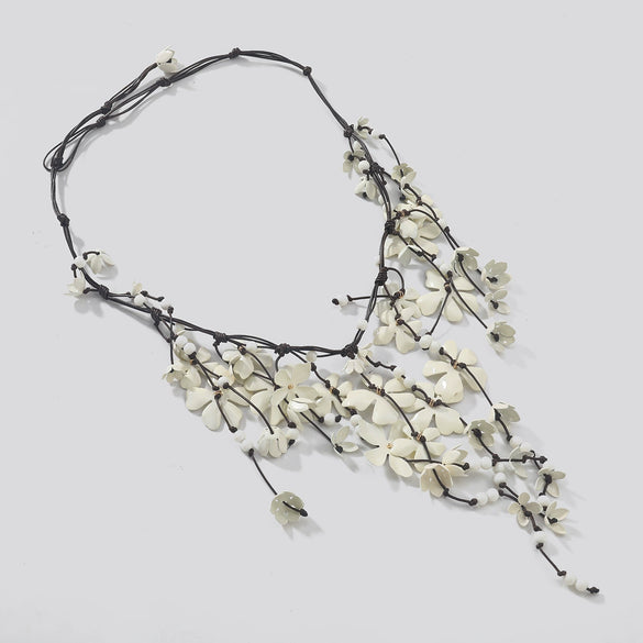Wholesale Alloy Handmade Floral Multilayer Bohemian Style Women's Necklace With Snake Bone Chain