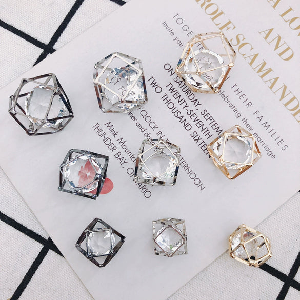 Wholesale Alloy Handmade Hollow Three Dimensional Shaped Zircon Rhinestone Hair Accessories Electroplated