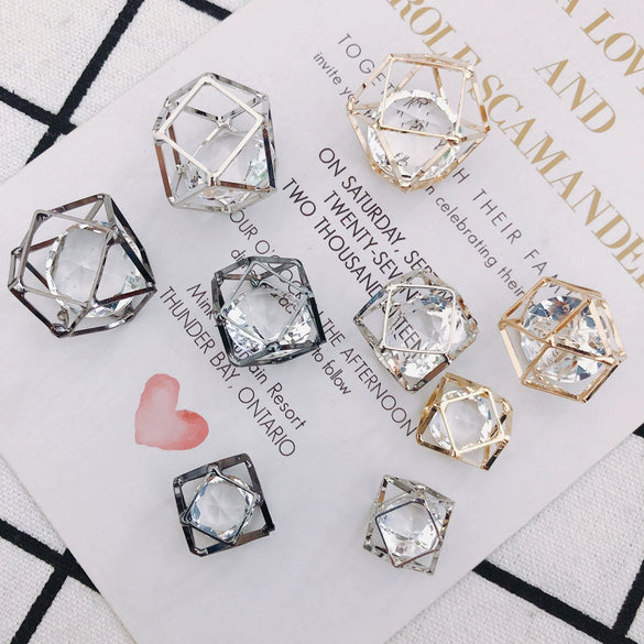 Wholesale Alloy Handmade Hollow Three Dimensional Shaped Zircon Rhinestone Hair Accessories Electroplated