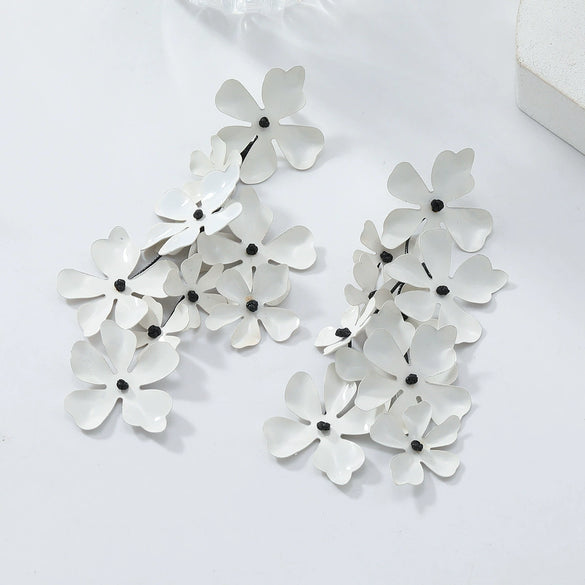 Wholesale Alloy Handwoven Knot Paint Flower Earrings For Women Cute Style Handmade