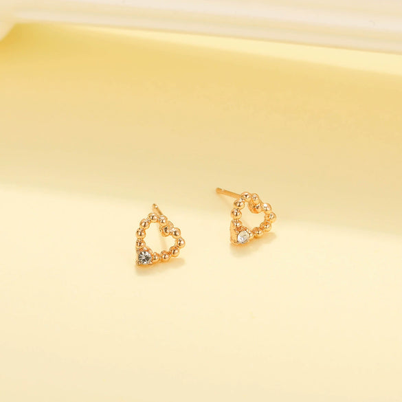 Wholesale Alloy Heart Shape French Retro Electroplated Women's Beanie Earrings