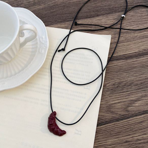 Wholesale Alloy Heart Shape Women's Simple Long Clavicle Necklace