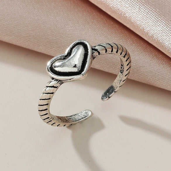 Wholesale Alloy Heart Shaped Electroplated Ring For Women And Unisex