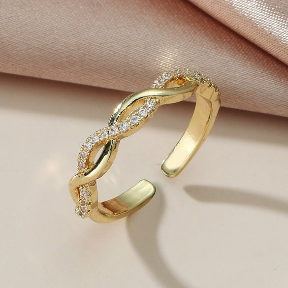 Wholesale Alloy Heart Shaped Electroplated Ring For Women And Unisex