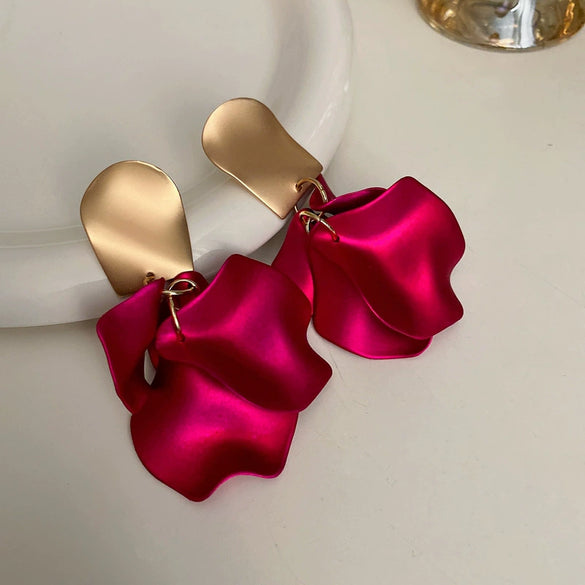 Wholesale Alloy High Sense Retro Geometric Electroplated Red Tassel Women's Earrings
