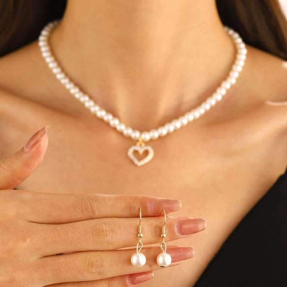 Wholesale Alloy Imitation Pearls And Rhinestones Plants Flowers Geometric Style Women's Pearl Necklace Set