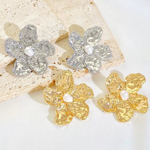 Wholesale Alloy Inlaid Pearl Flower Earrings For Women