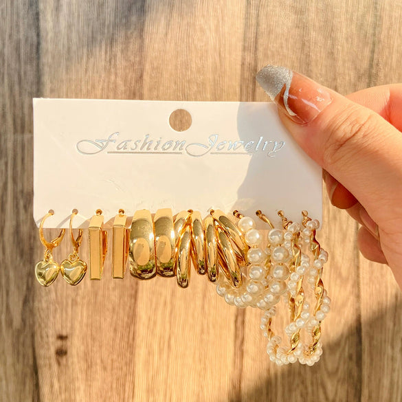 Wholesale Alloy Inlaid Pearl Geometric Women's Earrings Retro French Style Electroplated 6Piece Set