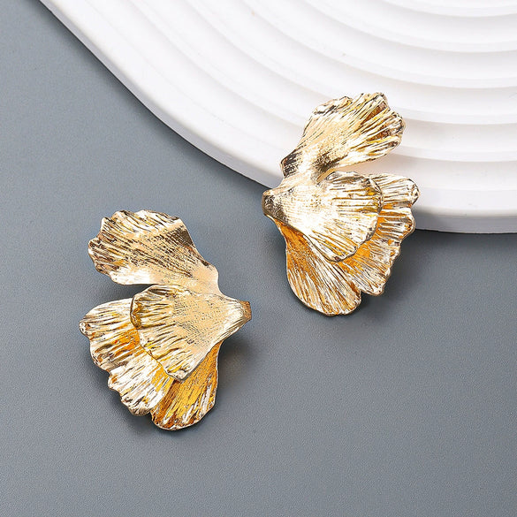 Wholesale Alloy Leaf Earrings Retro Style Electroplated For Women