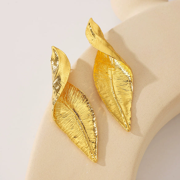 Wholesale Alloy Leaves Electroplated Women's Fashion Niche Design Earrings