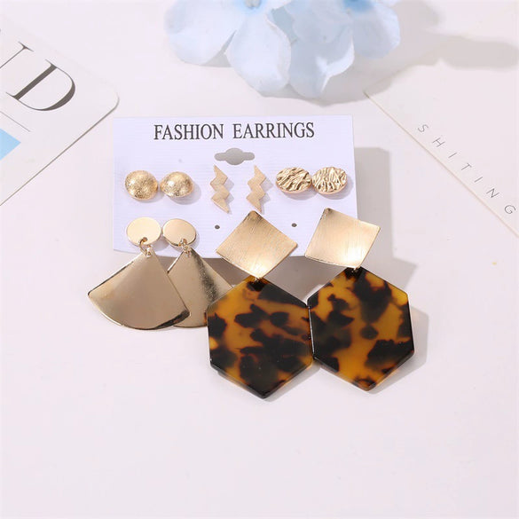 Wholesale Alloy Metal Tassel Earrings For Women With Leopard Print Leaf Cut Out Geometric Design And Electroplating Treatment