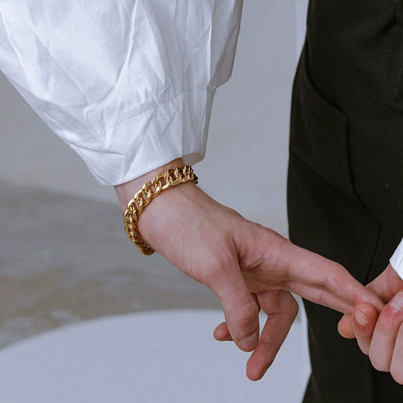 Wholesale Alloy Metal Twist Thick Chain Bracelet With Geometric Pattern And Electroplating For Unisex Hiphop Punk Style