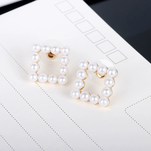 Wholesale Alloy Pearl Inlaid Geometric Earrings For Women