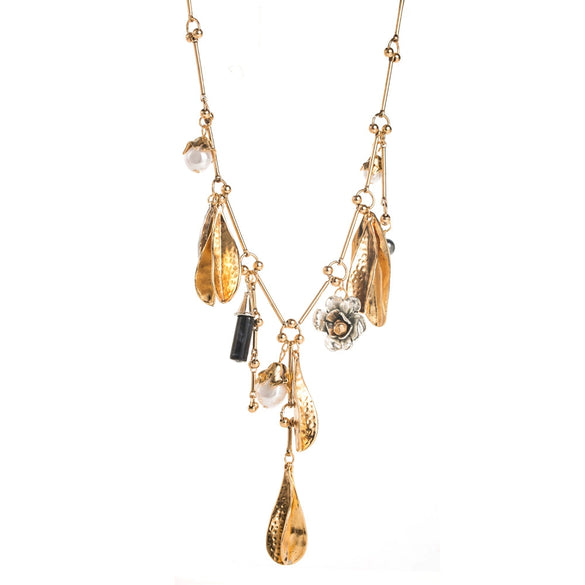 Wholesale Alloy Pearl Leaf Geometric Retro Pendant Clavicle Necklace For Women With Electroplating