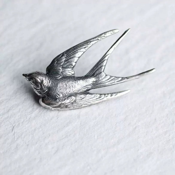 Wholesale Alloy Retro Animal Swallow Electroplated Women's Brooch