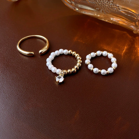 Wholesale Alloy Retro Geometric Asymmetrical Ushaped Pearl Ring For Women With Electroplating Treatment