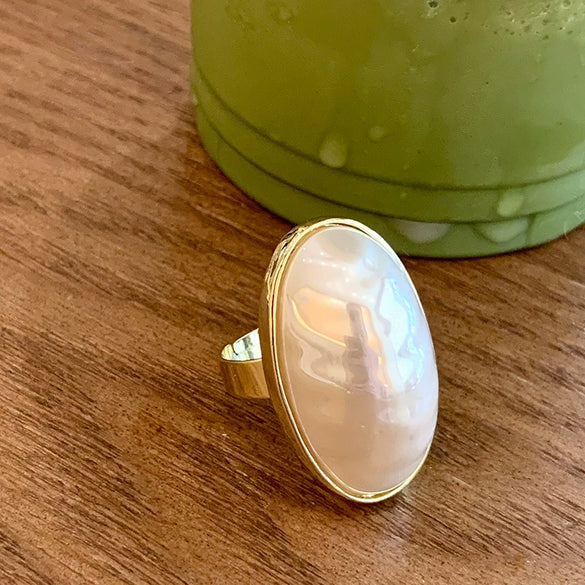 Wholesale Alloy Retro Geometric Asymmetrical Ushaped Pearl Ring For Women With Electroplating Treatment