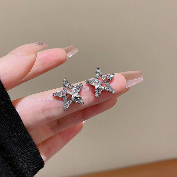 Wholesale Alloy S925 Silver Stud Earrings With Hollowout Star Design And Electroplating For Women