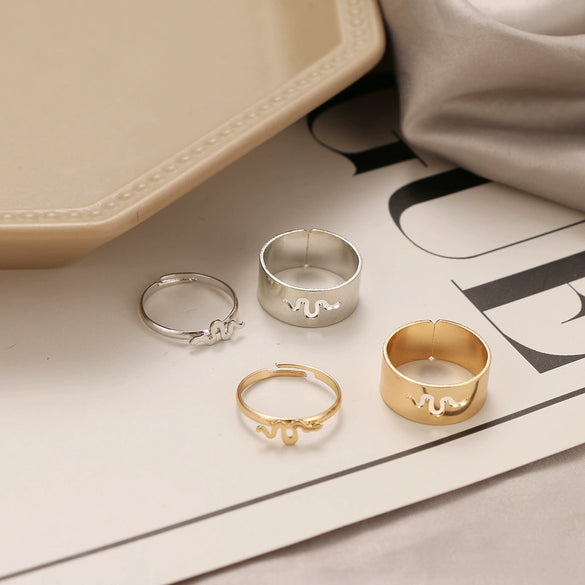 Wholesale Alloy Twocolor Gold And Silver Retro Hollow Geometric Fashion Women's Electroplated Ring Set
