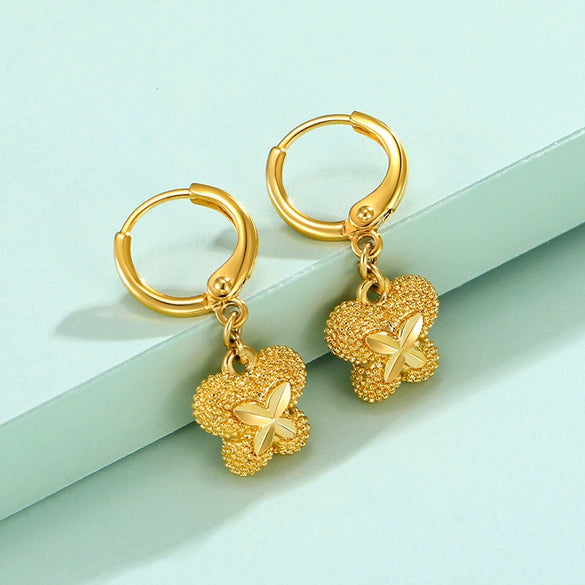 Wholesale Alloy Vintage Geometric Fourleaf Clover Earrings Electroplated For Women