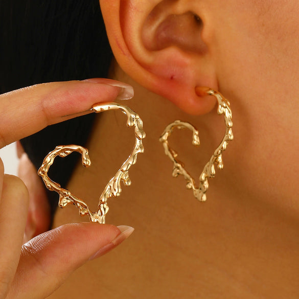 Wholesale Alloy Women's Asymmetric Heartshaped Liquid Lava Earrings With Geometric Pattern And Electroplating