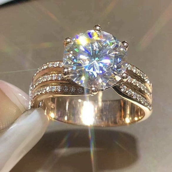 Wholesale Alloy Women's Classic 6Claw Luxury Diamondencrusted Geometric Ring
