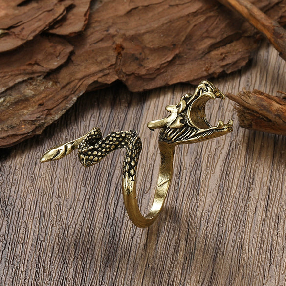 Wholesale Alloy Women's Geometric And Animal Zodiac Styling Ring With Electroplating Process