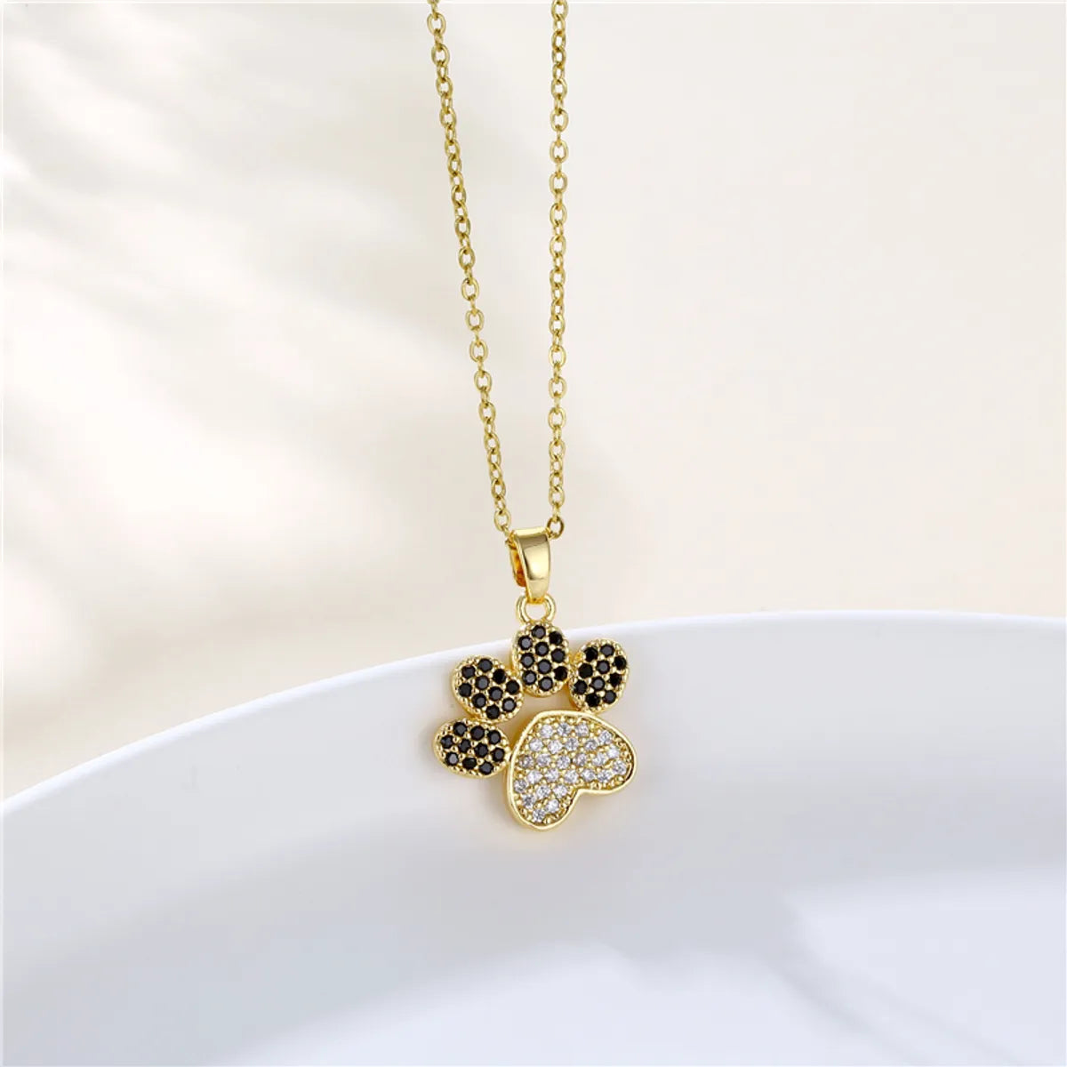 Stainless Steel Titanium Steel 18K Gold Plated Artistic Plating Inlay Leaves Heart Shape Cat Zircon Pendant Necklace