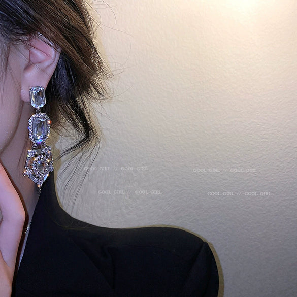 Wholesale Baroque Style Exaggerated Full Diamond Earrings In Alloy With Silver Needle