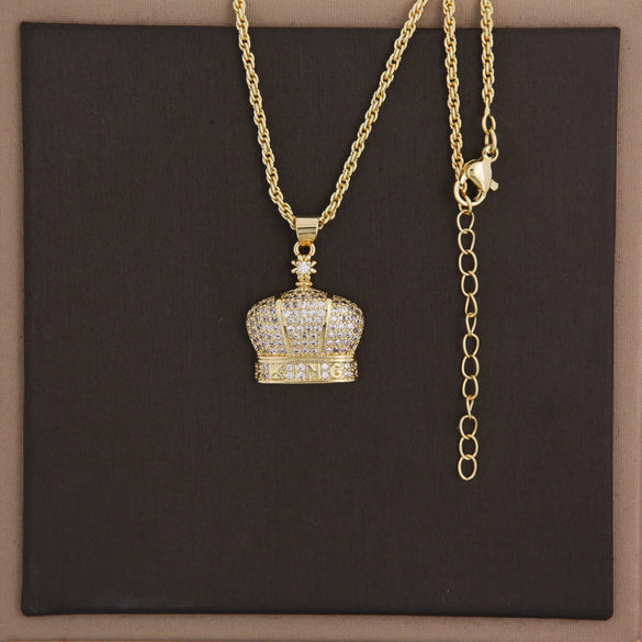 Wholesale Basic Modern Style Classic Style Crown Copper Plating Inlay 18K Gold Plated Zircon Pendant Necklace