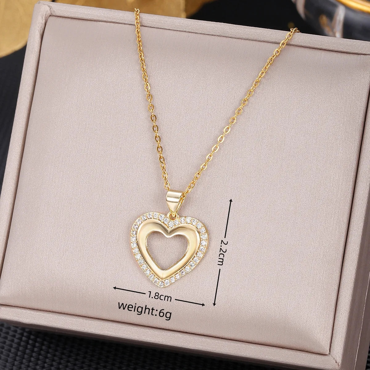 Wholesale Basic Modern Style Classic Style Heart Shape Copper Hollow Out Inlay 18K Gold Plated Zircon Pendant Necklace