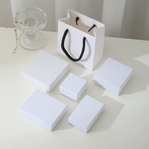 Wholesale Black And White Jewelry Packaging Box Made Of Paper And Cardboard With Hand Kneaded Design