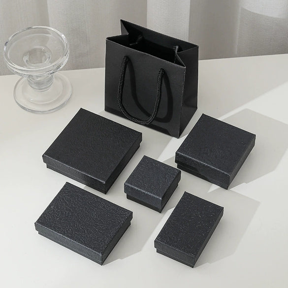Wholesale Black And White Jewelry Packaging Box Made Of Paper And Cardboard With Hand Kneaded Design
