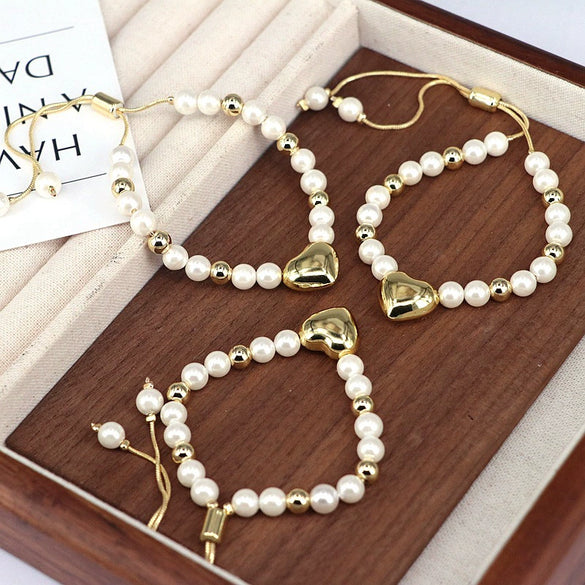 Wholesale Bracelet Jewelry Copper Beads Shell Beads Gold Plated Heart Pattern Elegant Highend Retro Style For Women